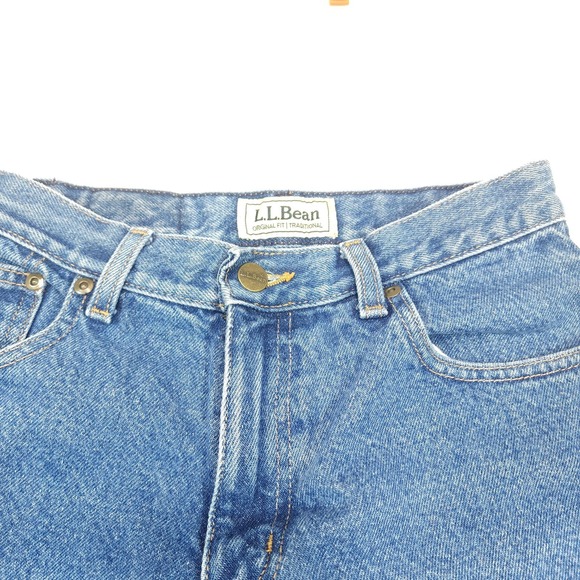 L.L. Bean Jeans Womens Mid Rise Straight Leg 6 Petite Blue Denim 25 Inseam - Picture 2 of 9